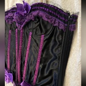 Elegant Black and Purple Corset small to medium fitting